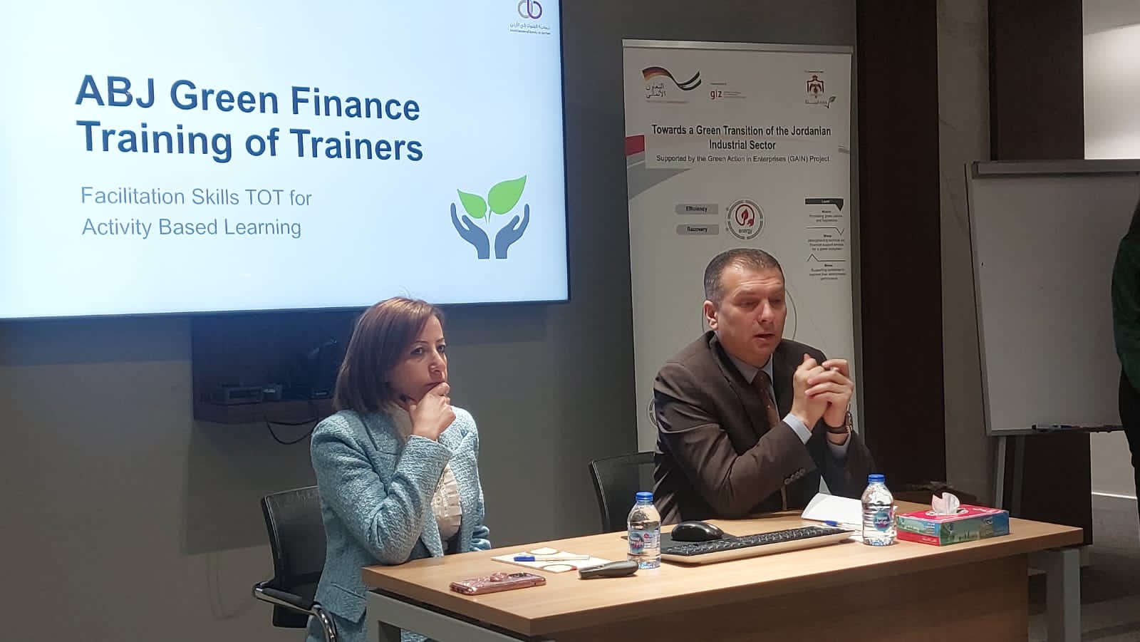 جمعية البنوك في الأردن تعقد ورشة تدريبية متخصصة لتدريب المدربين في مجال التمويل الأخضر